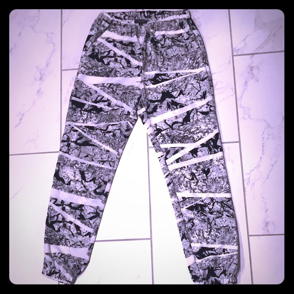 TOPSHOP black/white elastic waisted & ankle pant - Picture 2 of 8